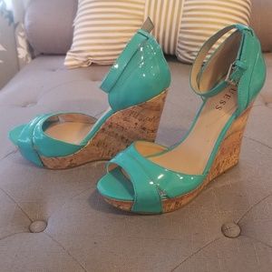 Guess teal wedges size 8
